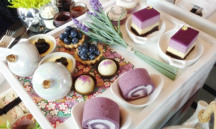 "Afternoon Tea" แห่งทุ่งลาเวนเดอร์ ชุดน้ำชายามบ่ายสุดหรู ที่เห็นแล้วต้องร้อง Wow