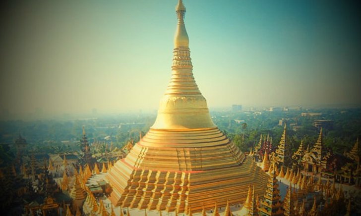 รีวิว "ไหว้พระเสริมดวง" วัดไหนฮิต คนไทยชอบไปในประเทศพม่า