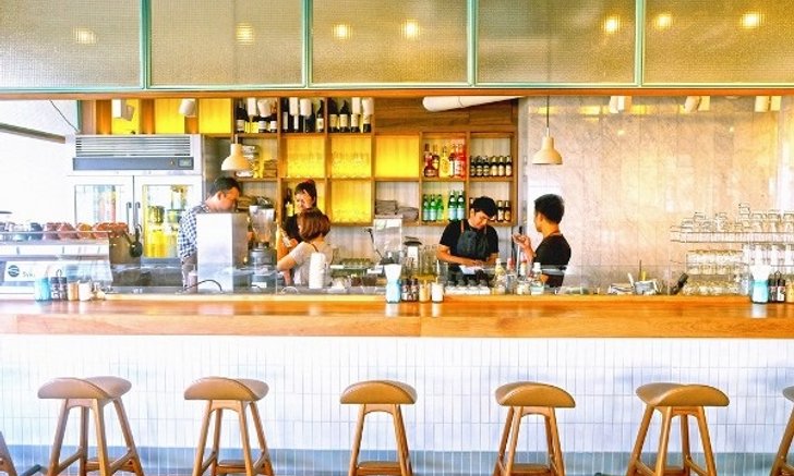 เยือน 10 ร้าน น่านั่ง..ย่านทองหล่อ 'The Commons' แหล่งนั่งเล่นของคนชอบชิค