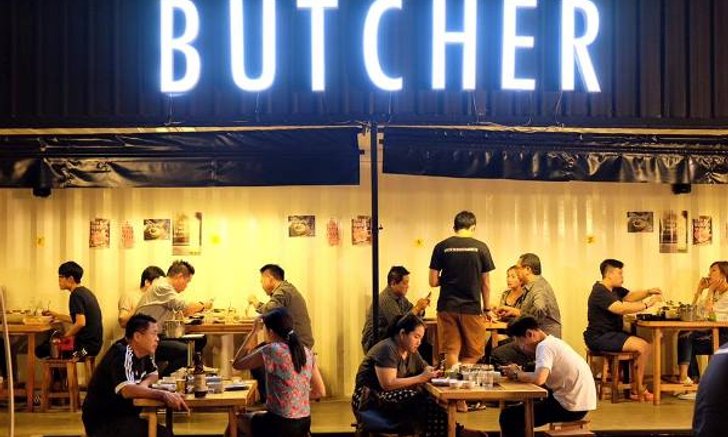 กินเนื้อ ปิ้ง ๆ ย่าง ๆ บรรยากาศข้างถนน ณ Butcher Beef & Beer
