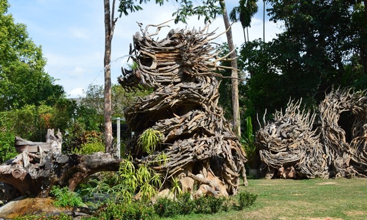 'วังเทพทาโร' แหล่งรวมงานศิลปะจากรากไม้ จ.ตรัง