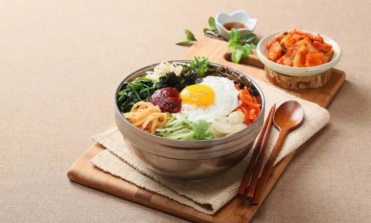 แจกสูตร ข้าวยำเกาหลี (บิบิมบับ) เมนูฮิตอร่อยง่าย ใครๆ ก็ทำได้ !