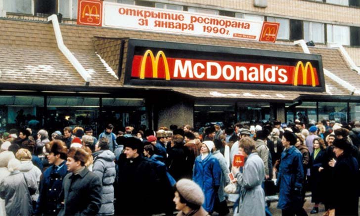 คอมมิวนิสต์ก็ชอบบิ๊กแม็ค : ย้อนดู MCDONALD'S ร้านแรกในรัสเซียที่มีจุดเริ่มต้นจากโอลิมปิก