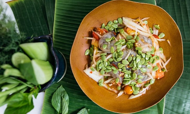 กินส้มตำแซ่บ ๆ ราคาเบา ๆ ในร้านแอร์เย็นฉ่ำย่านอารีย์