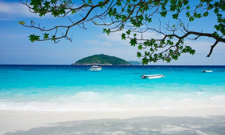 10 หาดสวย ทะเลใส ในไทย ดังไปไกลระดับโลก !