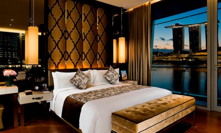 เพชรน้ำงามแห่งมารีน่าเบย์ วิวหมื่นล้าน กับโรงแรมสุดหรูของสิงคโปร์ Fullerton Bay Hotel