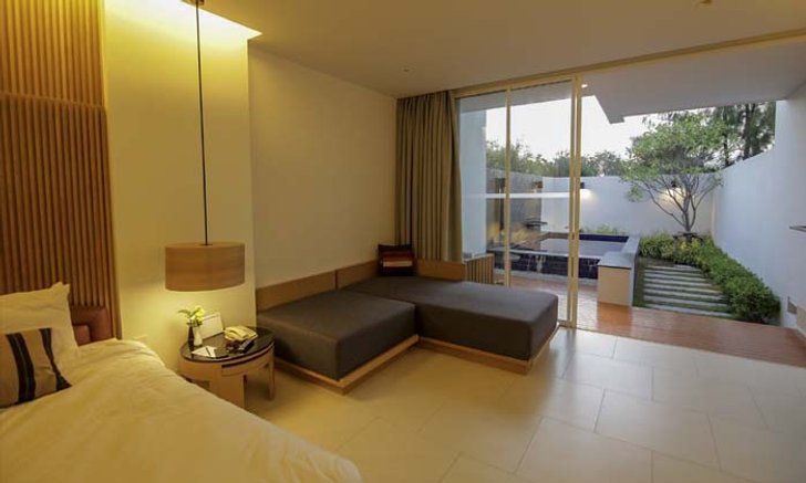 เล่นน้ำแบบส่วนตัวในโซนเปิดใหม่ Pool Villa @Mida De Sea Huahin