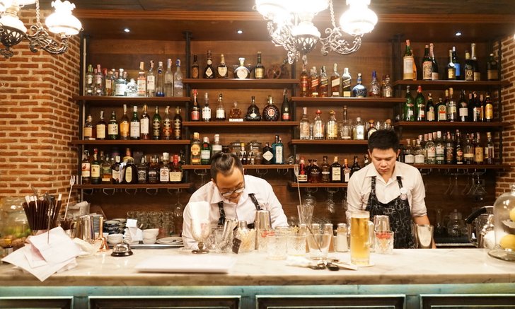 ร้านอาหารใต้ที่ภูเก็ต - บรรยากาศดี ดนตรีสด อาหารอร่อย