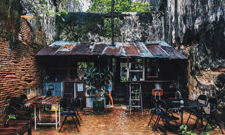 Trok Cafe ร้านลับสุดคลาสสิคแห่งเมืองเก่าตะกั่วป่า