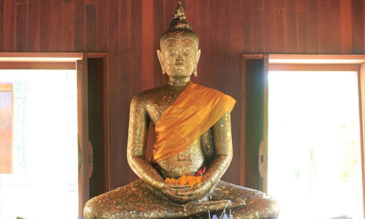 สักการะหลวงพ่อไกรทองวัดบ้านพราน ชมวัดเก่าแก่กว่า 800 ปี