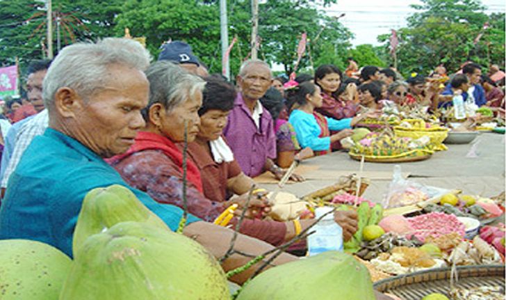 งานบุญประเพณี "แซนโฎนตา" วันสารทเขมร