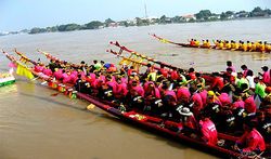 การแข่งขันเรือยาวประเพณี สิงห์บุรี