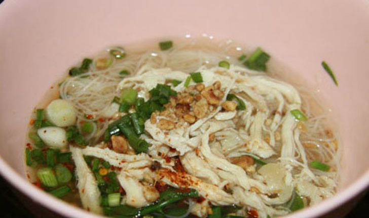 ก๋วยเตี๋ยวผักหวาน อยุธยา เด็ดสะระตี่ ต้องลอง!!!