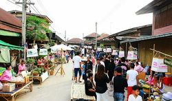 สุโขทัยชวนเที่ยวตลาดริมยม ตลาดน้ำเก่าแก่ของประเทศไทย