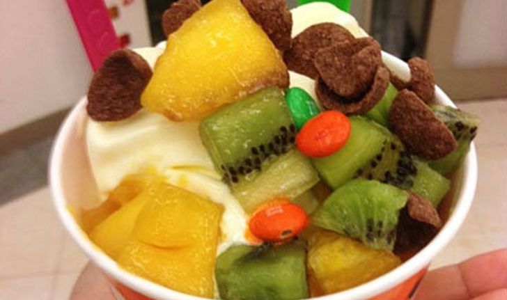 Partyland Frozen Yogurt จุด Check In แห่งใหม่