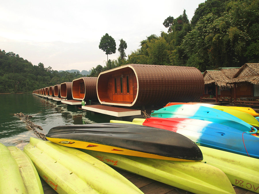 บริการเรือคายัก เขื่อนเชี่ยวหลาน