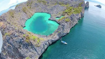 “เกาะค๊อกคอม” ทะเลหัวใจมรกต..เสน่ห์แห่งใหม่ของท้องทะเลพม่า