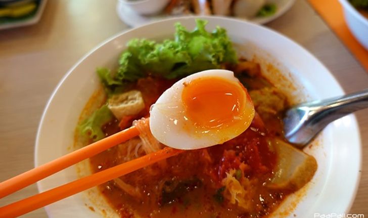 “รวยแซ่บ ก๋วยเตี๋ยวต้มยำไข่หวาน” รสชาติต้มยำ แซ่บซี๊ด ถึงใจ!