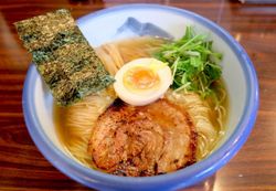 'AFURI' ราเม็งรสเกลือส้มยูซุ (Yuzu Shio Ramen) ราเม็งพระราชาน้ำซุปสีทองที่ทานแล้วไม่เลี่ยน