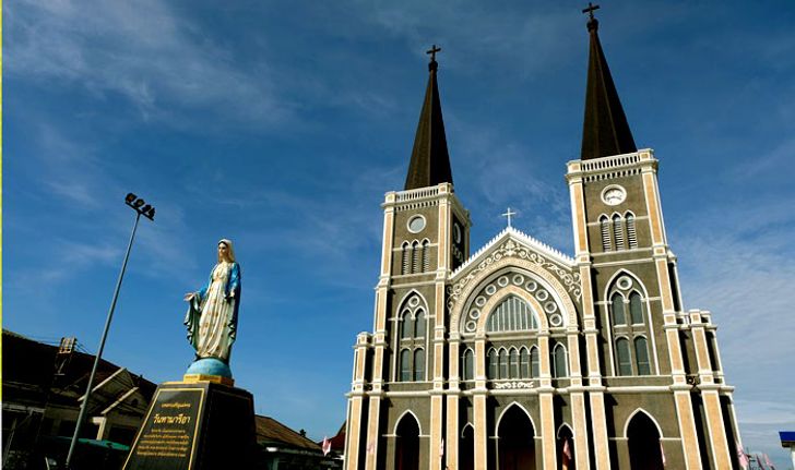 "โบสถ์วัดแม่พระปฏิสนธินิรมล" แลนด์มาร์คเมืองจันทบุรี