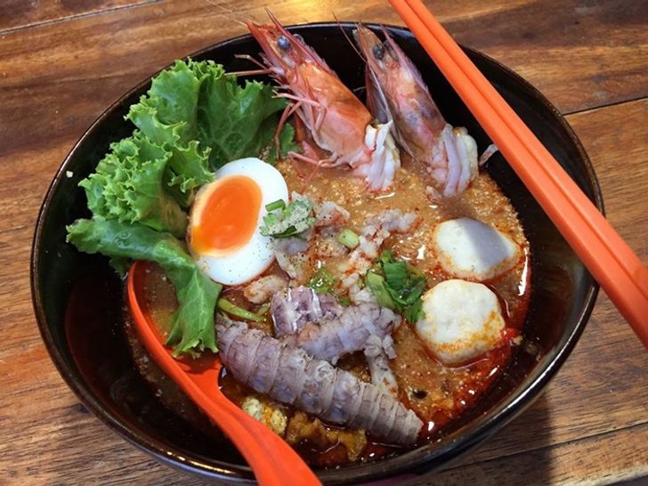 ร้านก๋วยเตี๋ยว : ต้มยำตามใจ