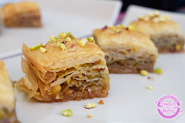 Olive 24-Baklava Pistachio 2