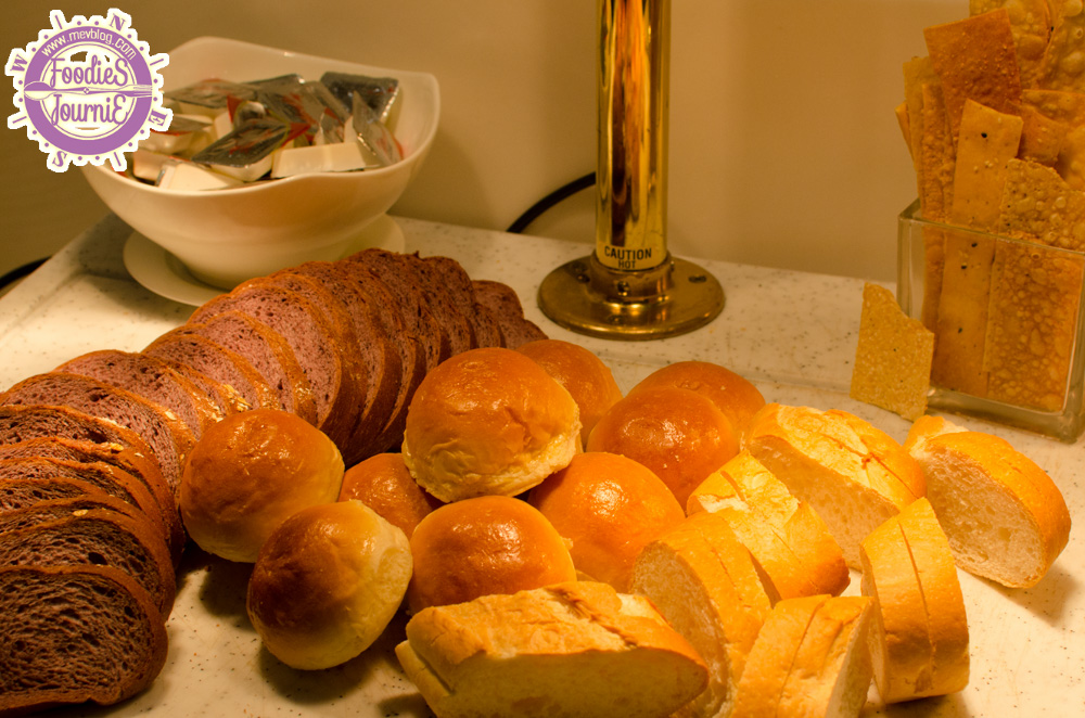 Bread Station