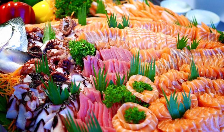 Saturday Seafood Buffet ณ โรงแรมชาเทรียม เรซิเดนซ์ สาธร