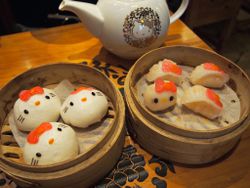 Hello Kitty Chinese Cuisine ชวนชม และชิมติ่มซำคิตตี้แห่งแรกของโลก