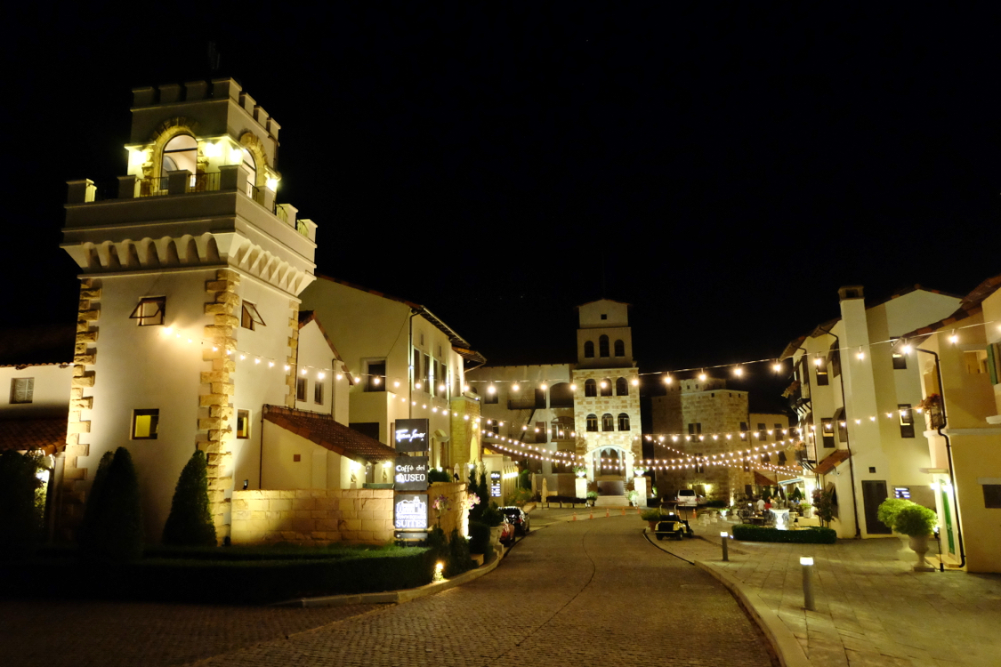 บรรยากาศ Toscana Town Square copy 21