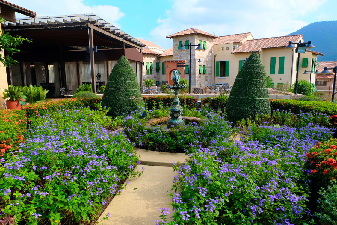 บรรยากาศ Toscana Town Square copy 12