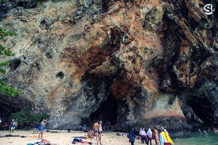 หาดไร่เลย์ ถ้ำพระนาง ที่เที่ยวกระบี่