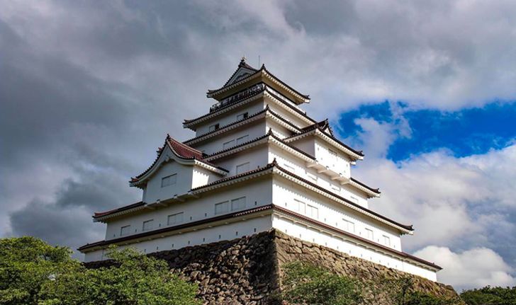 Tsuruga Castle (สึรุกะ) ปราสาทนกกระเรียนขาวอันโด่งดังแห่งเมือง Fukushima