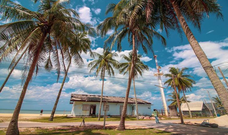 ชายหาดบ้านทอน แหล่งผลิตเรือกอและแห่งเดียวในจังหวัดนราธิวาส