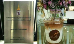 ร้านกาแฟชายทุ่ง ร้านกาแฟของ "สมเด็จพระเทพรัตนราชสุดาฯ สยามบรมราชกุมารี"