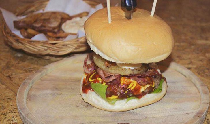 รีวิว AMP Burger ลายแทงลับ ร้านเบอร์เกอร์โฮมเมดที่อร่อยที่สุดในย่านสามเสน!!!