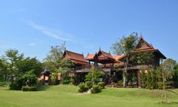 Unseen อ่างทองจุดเช็คอินแห่งใหม่ เรือนไทยคหบดีอายุกว่า 100 ปี