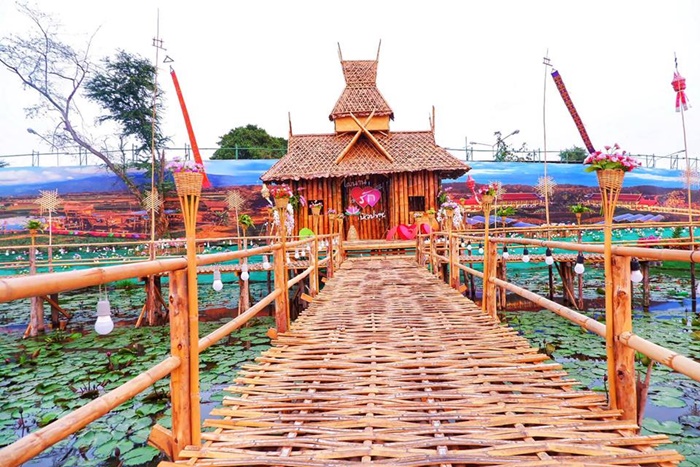 53827126_2255343704557062_688