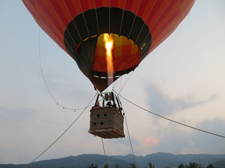 kan23_kannabehotairballoon