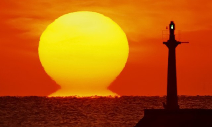 “พระอาทิตย์ดารุมะ” ความงามของธรรมชาติที่หาดูได้แค่ช่วงหน้าหนาวเท่านั้น