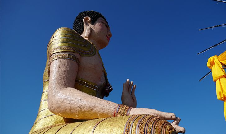 พาไปชมพระพุทธรูปสานด้วยไม้ไผ่ใหญ่ที่สุดของเมืองไทย!