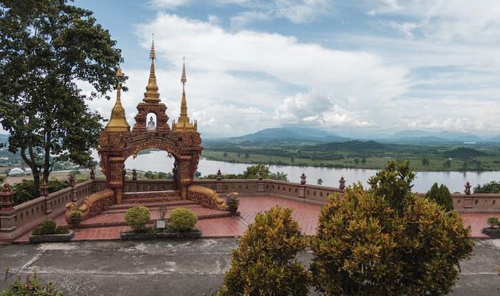 พาไปเชียงแสน ไหว้พระขอพร วัดพระธาตุผาเงา