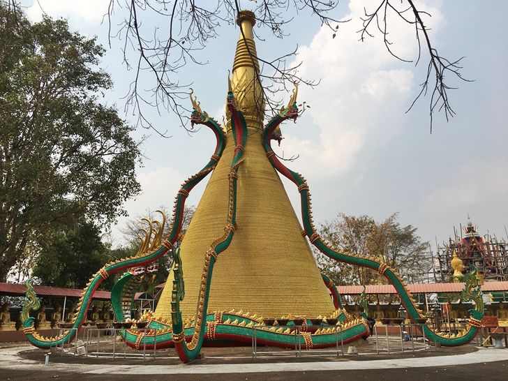 องค์เจดีย์  84,000 พระธรรมขันธ์