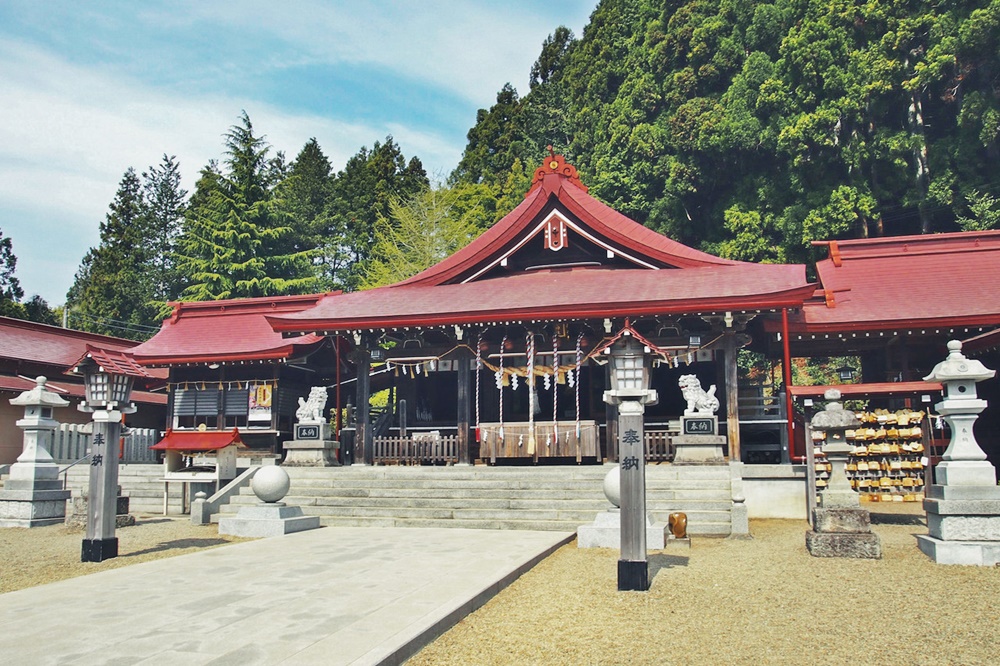 02kanahebi-suijinja_shrine