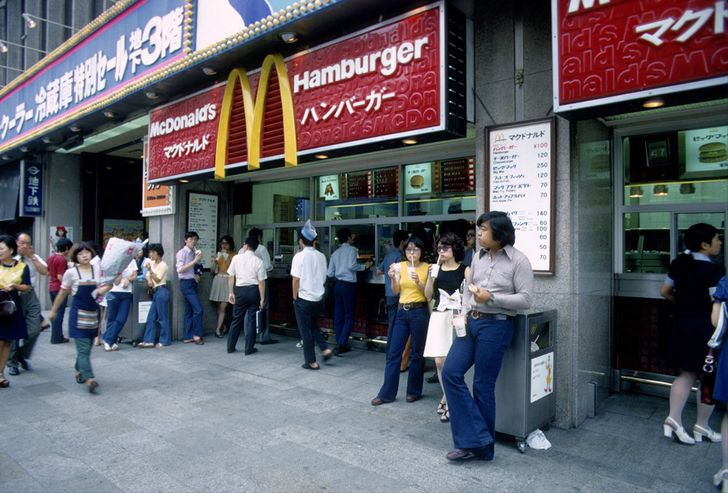 mcdonalds-in-japan-circa-1973