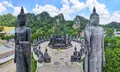 อันซีนวัดถ้ำกระบอก ชมลานพระพุทธรูปทำจากหินลาวาหนึ่งเดียวในเมืองไทย