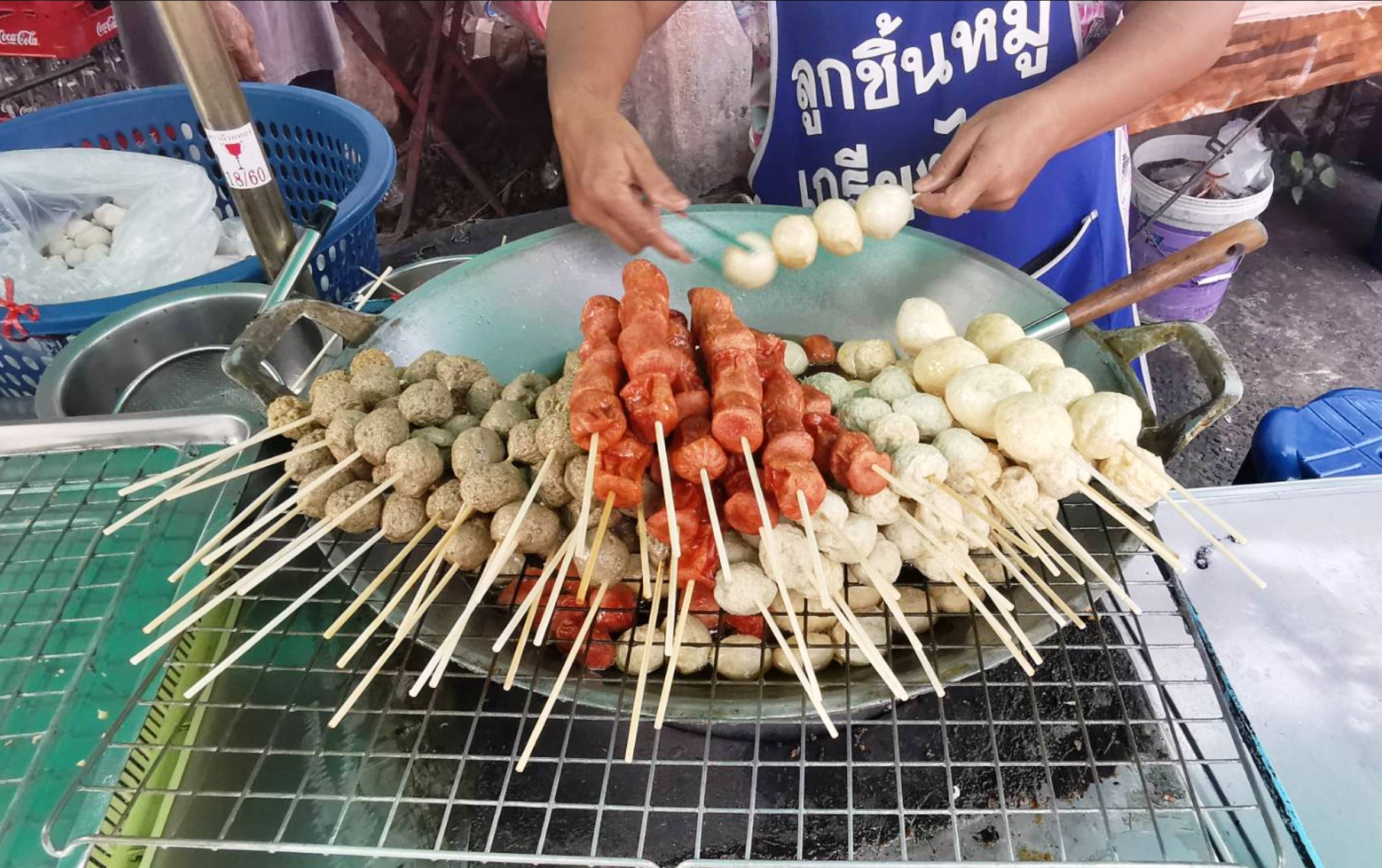 ร้านลูกชิ้นยืนกิน ลิซ่า