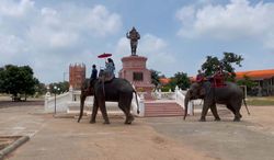 หมู่บ้านช้างสุรินทร์ เริ่มเปิดรับนักท่องเที่ยวแล้ว หลังปิดมานานเป็นปี