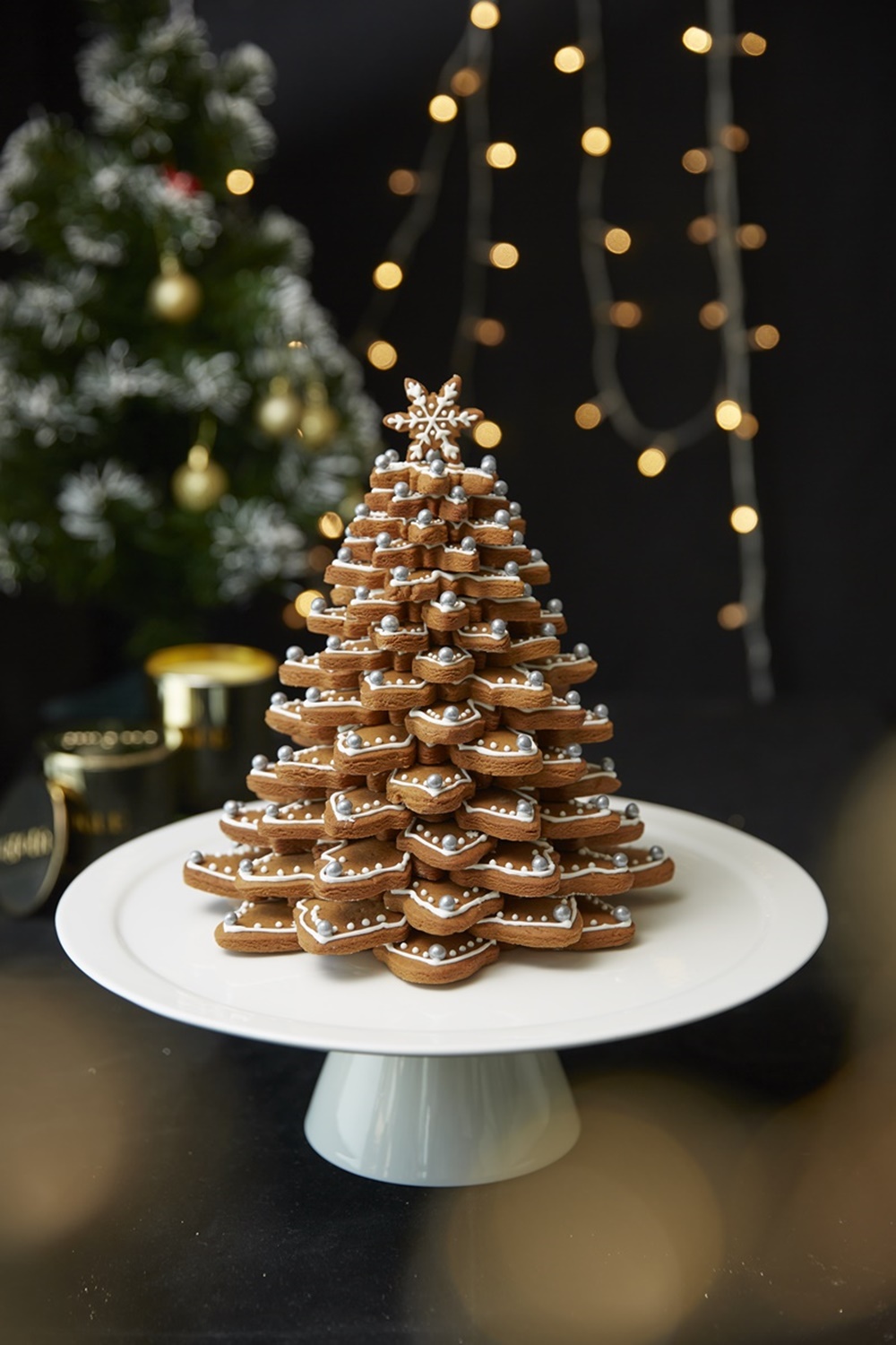 11.gingerbreadchristmastree