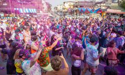 รวมภาพบรรยากาศงาน Festival of Colours HOLI Pattaya Thailand ครั้งแรกในเมืองไทย!